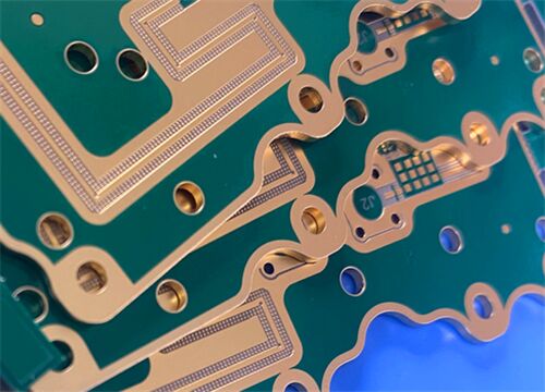 4-Layer Hybrid RF PCB Rogers RO3210 Substrate Silver and Gold Plating