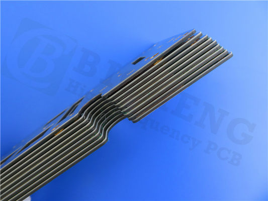 2-Layer RF PCB Made Of 30mil RT Duroid 5870 Laminates With Bare Copper